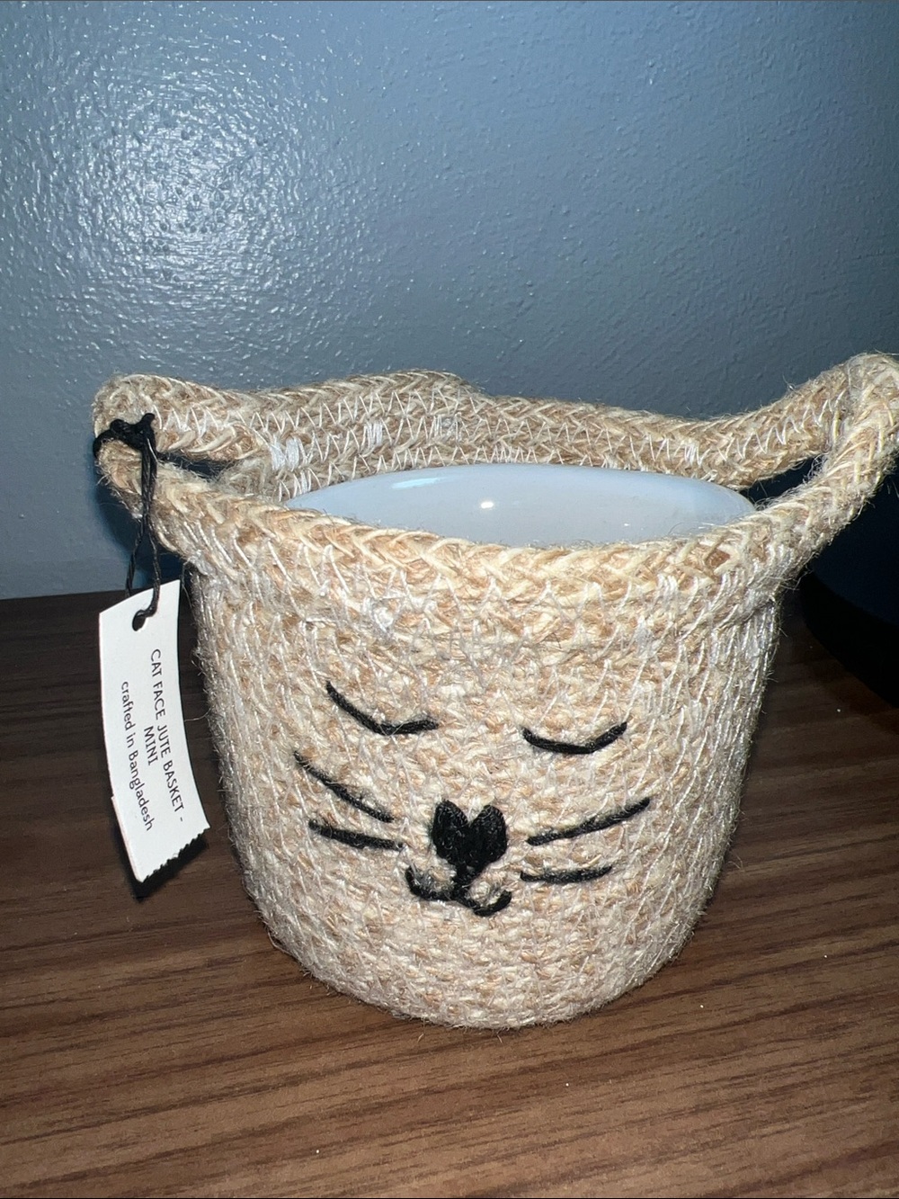 Beige Cat Face Rope Planter by Ten Thousand Villages NWT